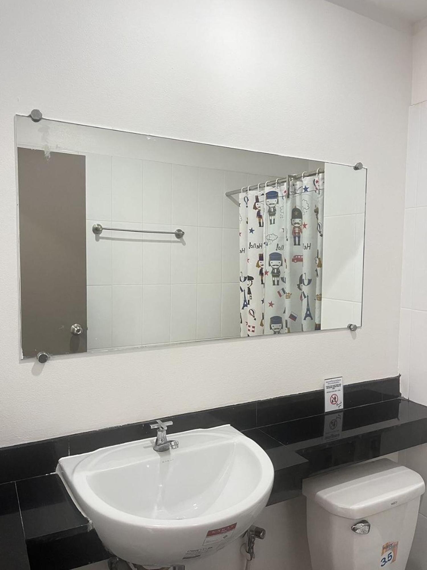 OYO 405 Ruan Plaisoi Apartment Banguecoque Exterior foto